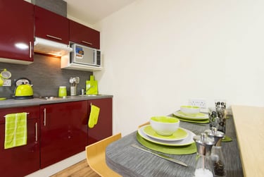 Platinum Plus Studio at Quebec House, 1 Cromwell Road, Kingston upon Thames, Kingston, KT26BJ - Image 3